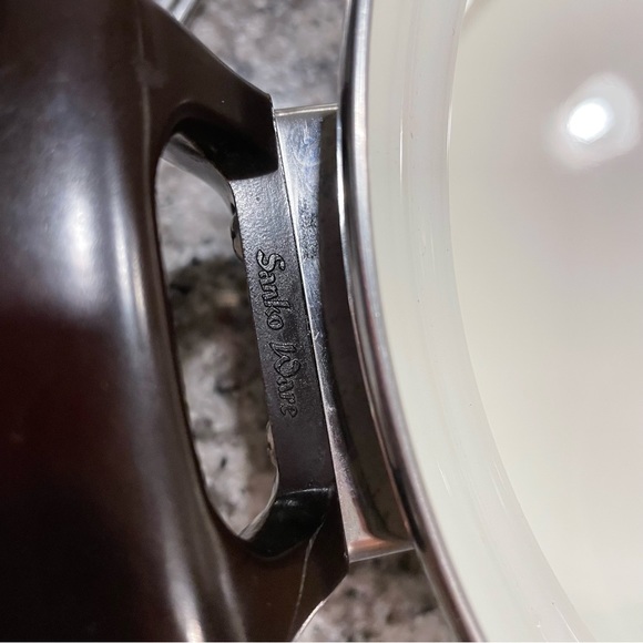 Vintage Sanko Ware Double-Handled Enameled Pot - Picture 4 of 5